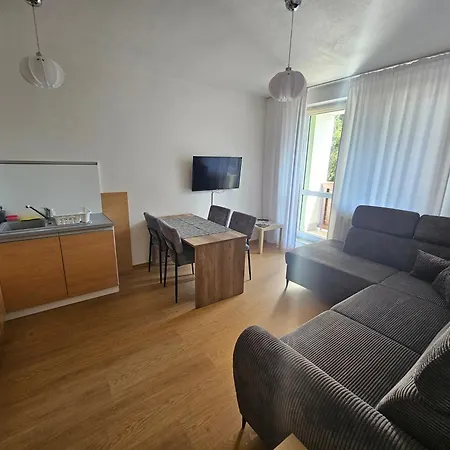 Patris 8 Daire Tatranska Strba